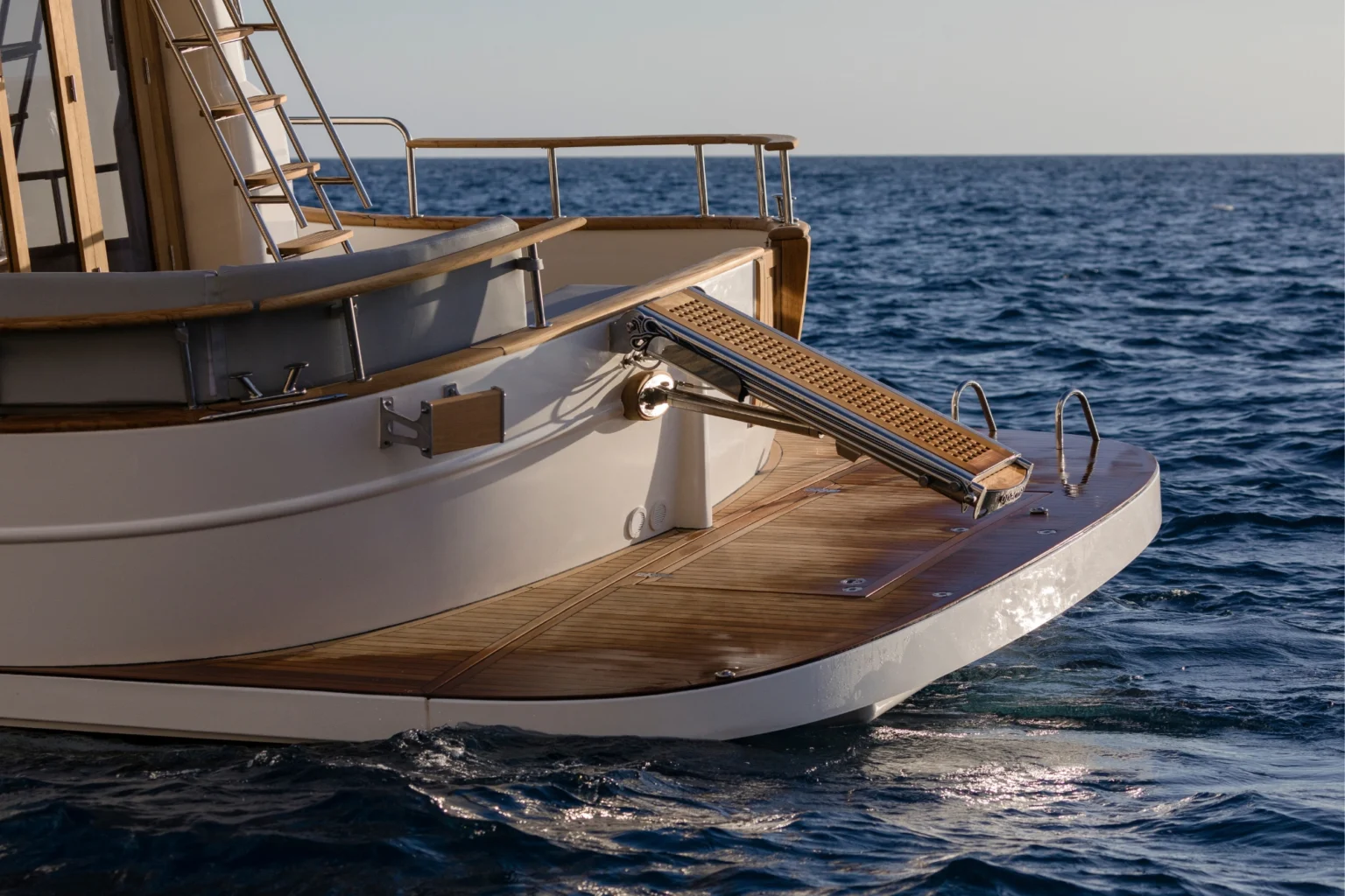 SASGAYACHTS_MENORQUIN_42FB_exterior_8