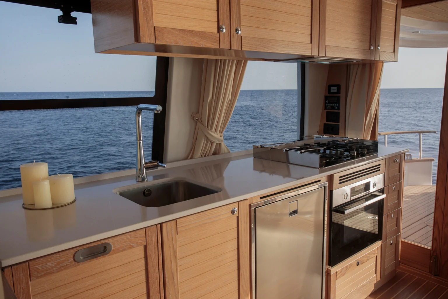 SASGAYACHTS_MENORQUIN_48HT_interior_7