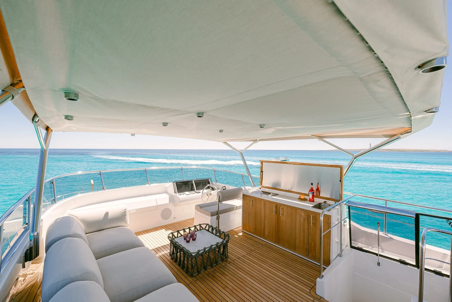 SASGAYACHTS_MENORQUIN_68FB_exterior_10