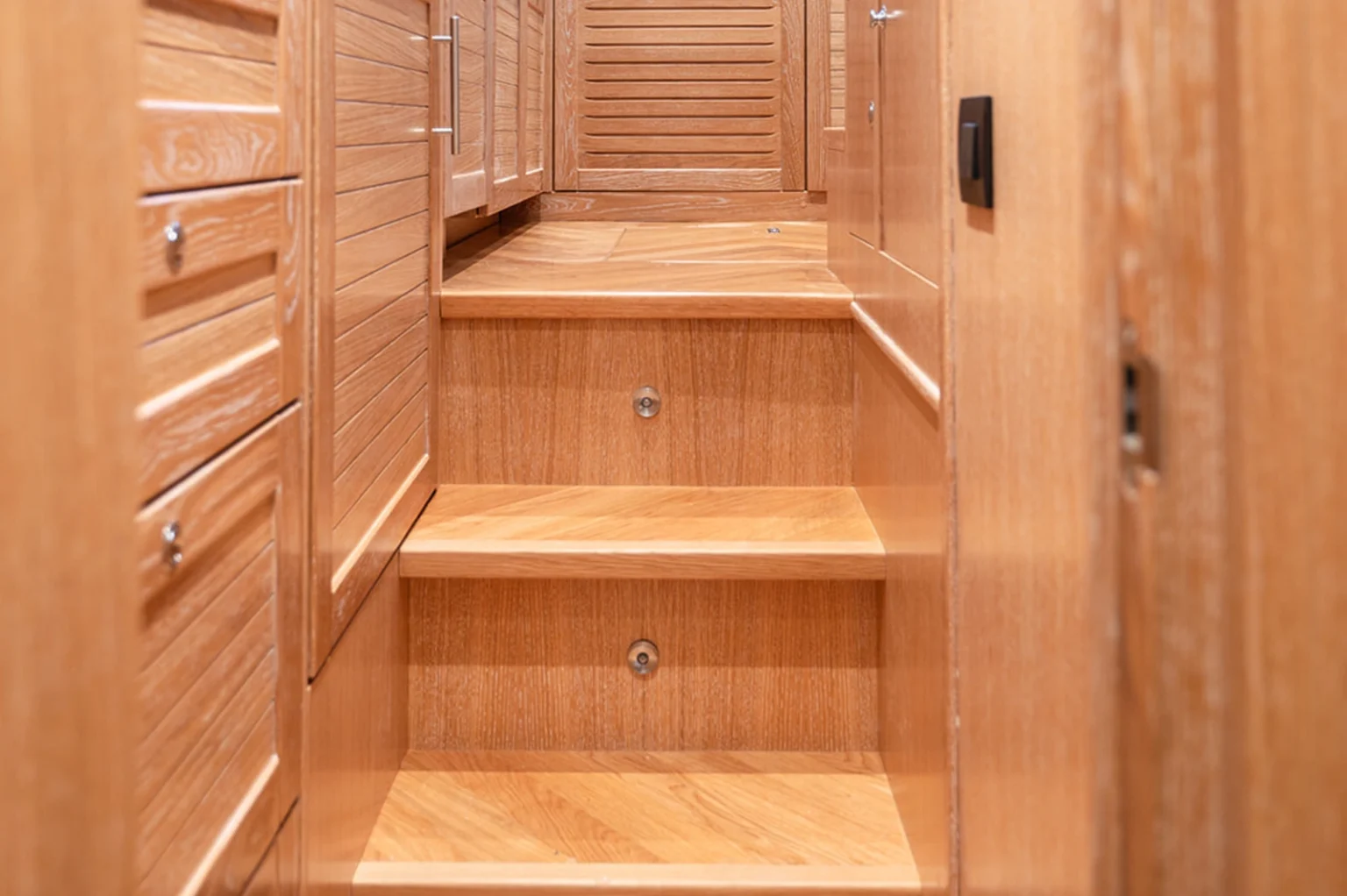 SASGAYACHTS_MENORQUIN_68FB_interior_1