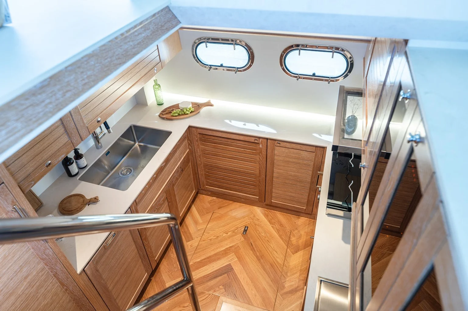 SASGAYACHTS_MENORQUIN_68FB_interior_12