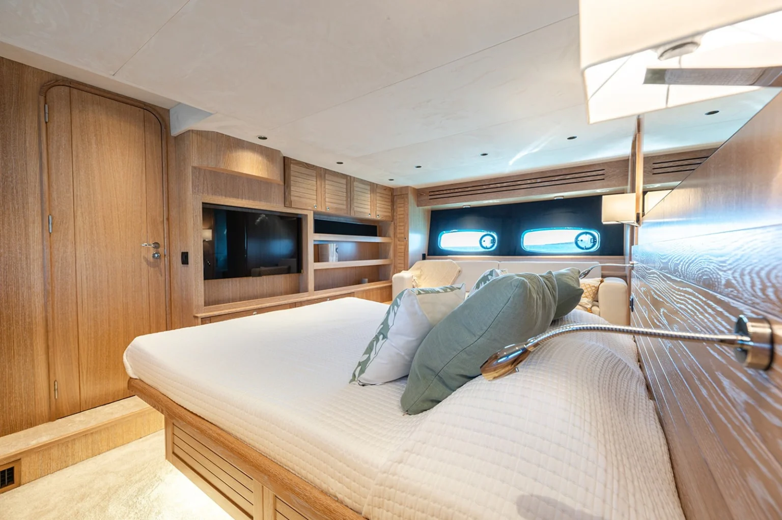 SASGAYACHTS_MENORQUIN_68FB_interior_13