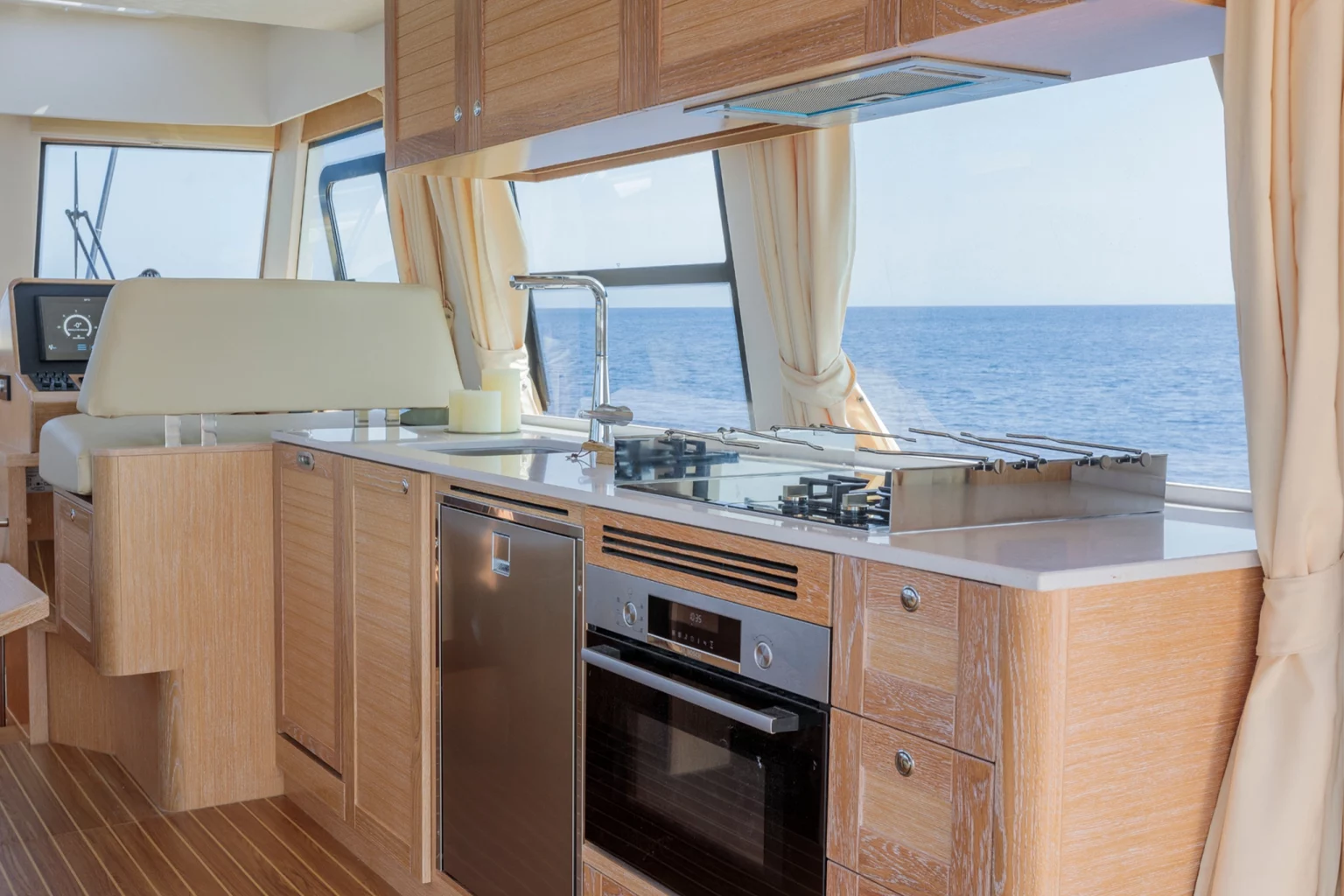 SASGAYACHTS_MENORQUIN_48HT_interior_6